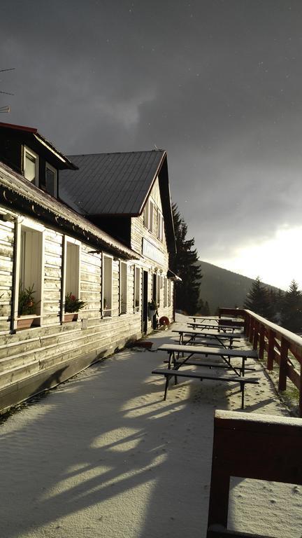 Penzion Lesni Pramen Pec pod Snezkou Exterior photo